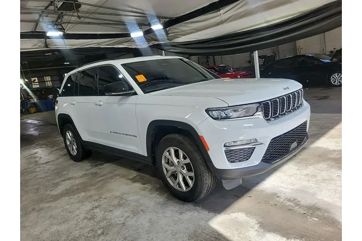 $21990 : Jeep Grand Cherokee 2022 4x2 image 3