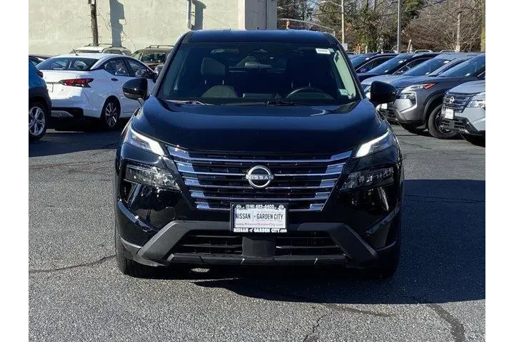 $20995 : Nissan Rogue 2025 AWD SV 4dr image 2
