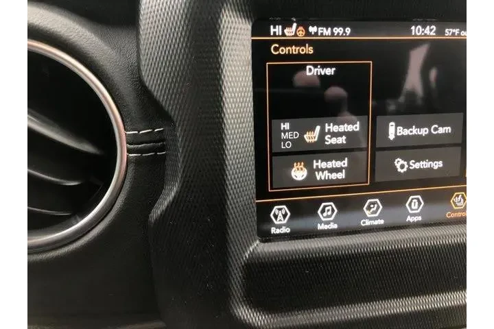 $30000 : Jeep Wrangler Unlimited 2021 image 3