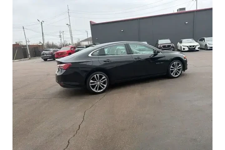 $23980 : Chevrolet Malibu 2024 LT 4dr image 6