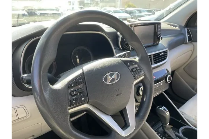 $13830 : Hyundai TUCSON 2021 Value 4d image 10
