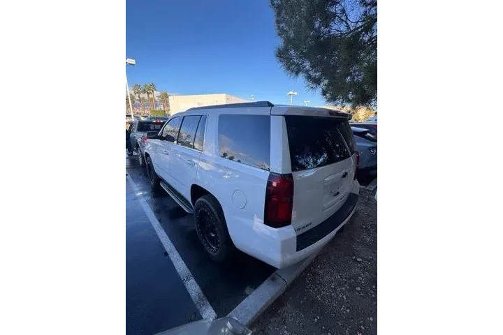 $24098 : Chevrolet Tahoe 2018 4x4 LS image 2