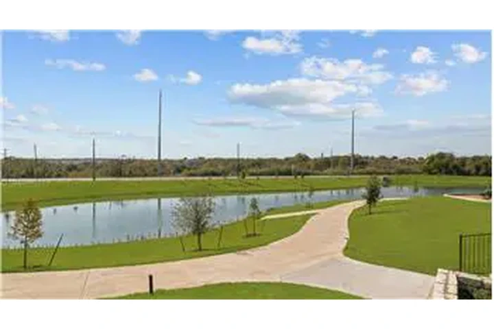 $1965 : Rental property with 2 bedro image 8