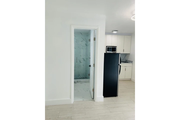 $1700 : RENTO EFFICIENCY NUEVO image 5