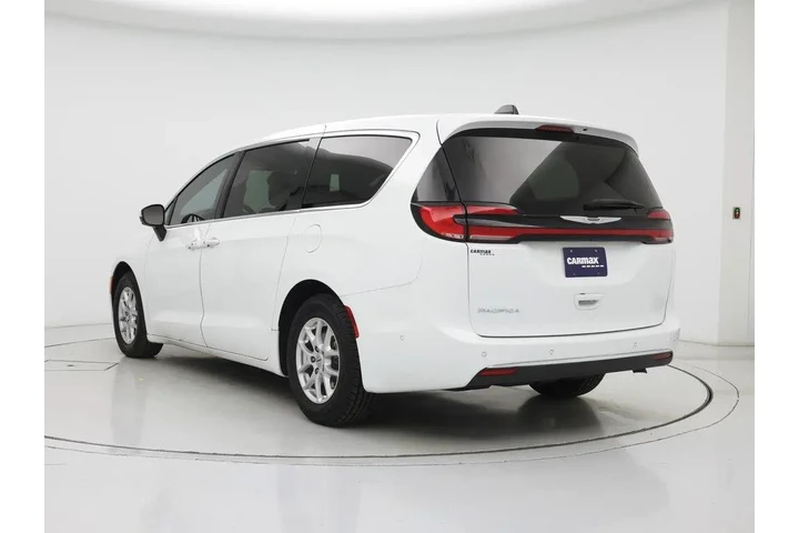 $27998 : Chrysler Pacifica 2023 Touri image 2