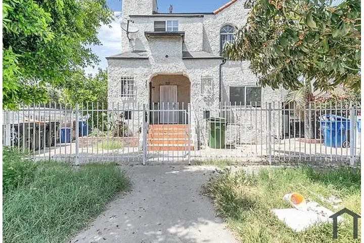 $1400 : Beautiful 1 bedroom Apt in LA image 7