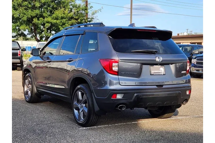 $23985 : 2021 Passport Touring image 8
