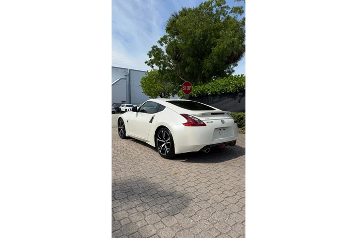 $19999 : Nissan 370Z Sport Touring image 5