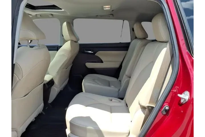 $28000 : Toyota Highlander 2020 AWD X image 5