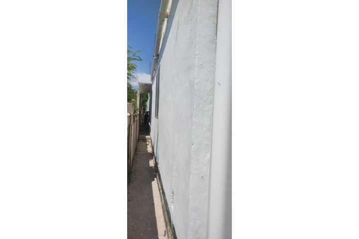 $1490000 : Venta de casa con 4 departamen image 4