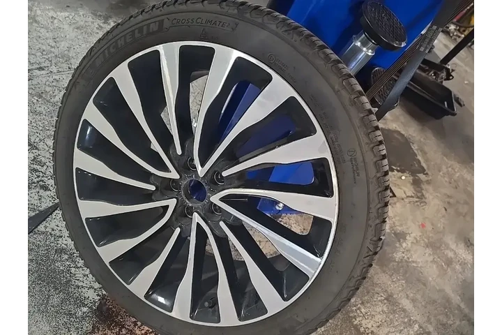 $24998 : Lincoln Continental 2017 AWD image 5