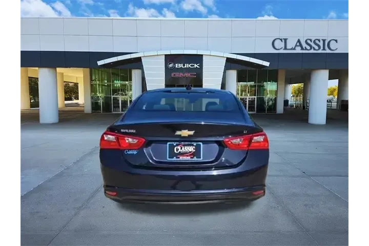 $15987 : Chevrolet Malibu 2023 LT 4dr image 7