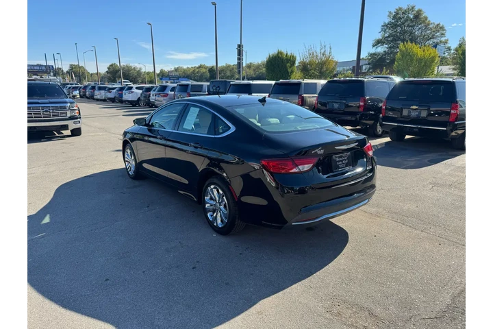 $9980 : 2016 200 4dr Sdn Limited FWD image 4