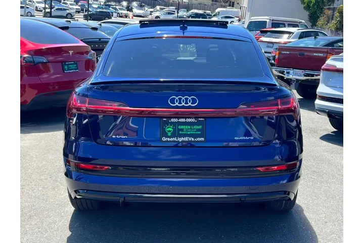 $27900 : 2021 e-tron Sportback Prestig image 6