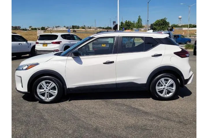 $23900 : Nissan Kicks 2024 S 4dr Cros image 7