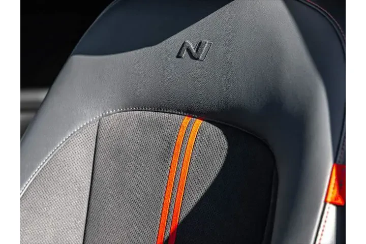 $26770 : Hyundai KONA 2025 AWD N Line image 9