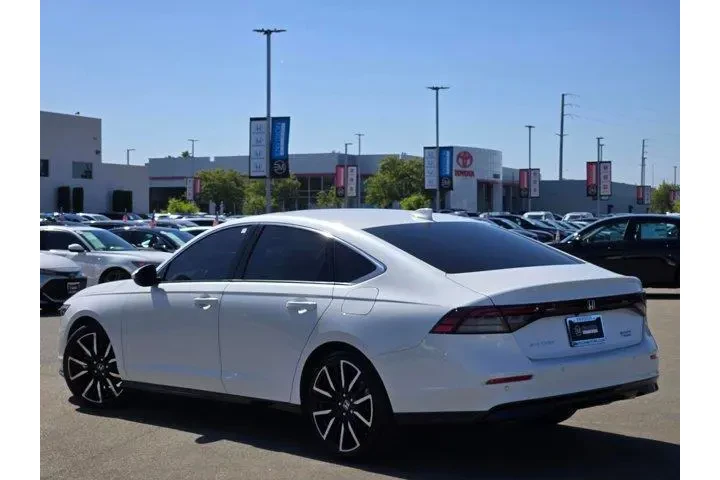 $33588 : Honda Accord Hybrid 2025 Tou image 5