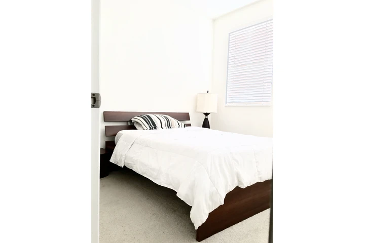 $1000 : COMODA HABITACIÓN DORAL image 9