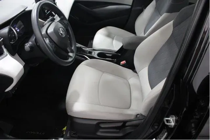 $19968 : Toyota Corolla 2022 LE 4dr S image 5