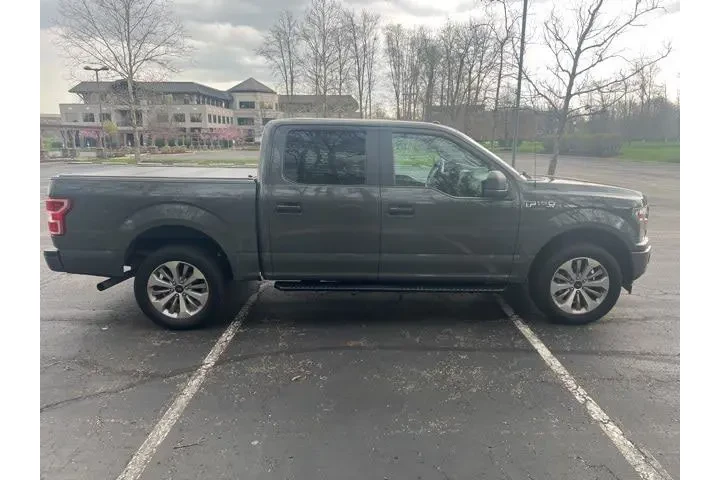 $18720 : Ford F-150 2018 4x4 Lariat 4 image 3