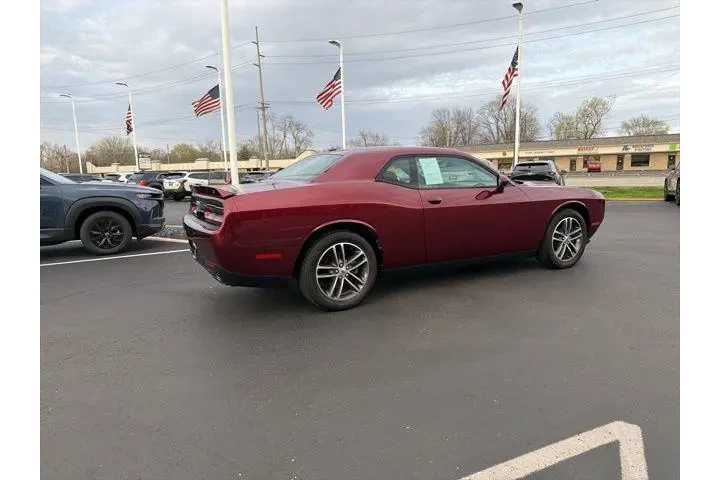 $23980 : Dodge Challenger 2019 AWD SX image 7