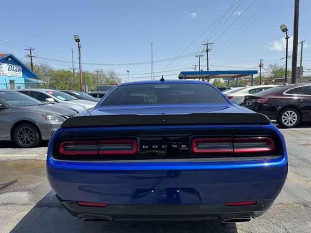 $31999 : 2019 Challenger R/T Scat Pack image 10