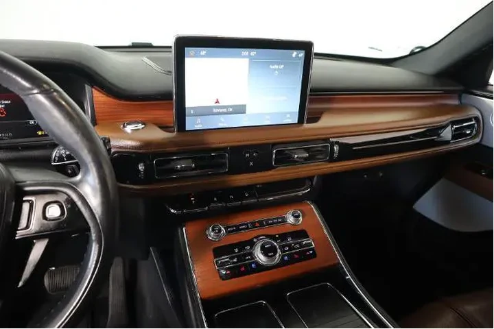 $33995 : Lincoln Aviator 2021 AWD Res image 5