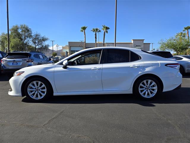 $16691 : Pre-Owned 2018 Camry LE image 3