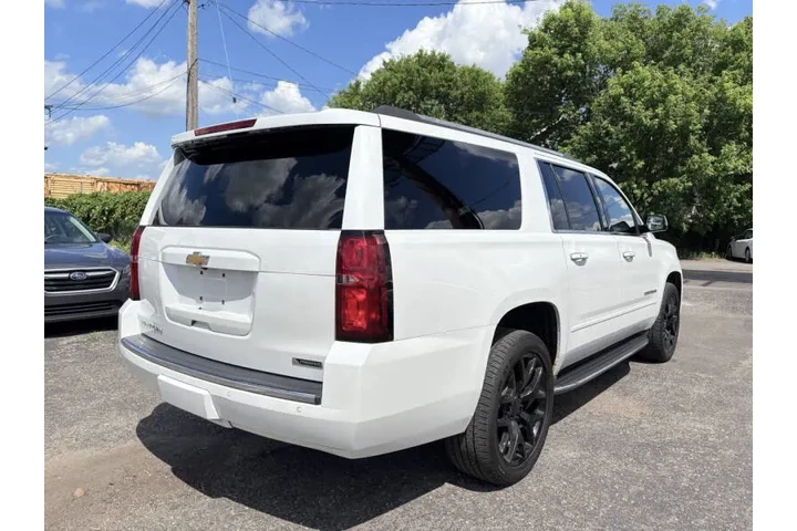 $24995 : 2018 Suburban Premier image 6