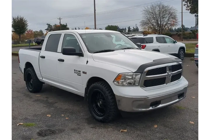 $30880 : Ram 1500 Classic 2022 4x4 SL image 7