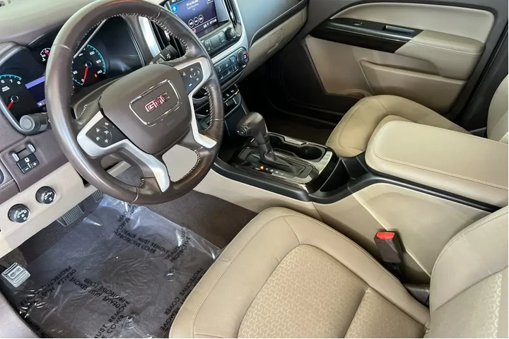 $28900 : GMC Canyon 2019 4x4 SLE 4dr image 10