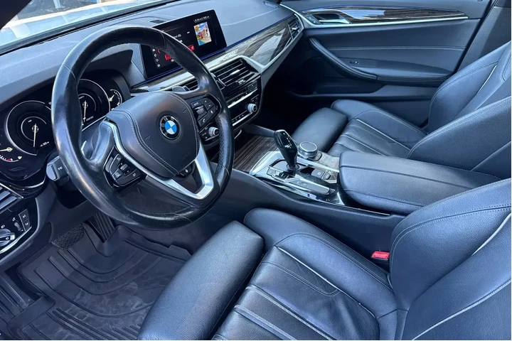 $19138 : BMW 5 Series 2018 AWD 530e x image 10