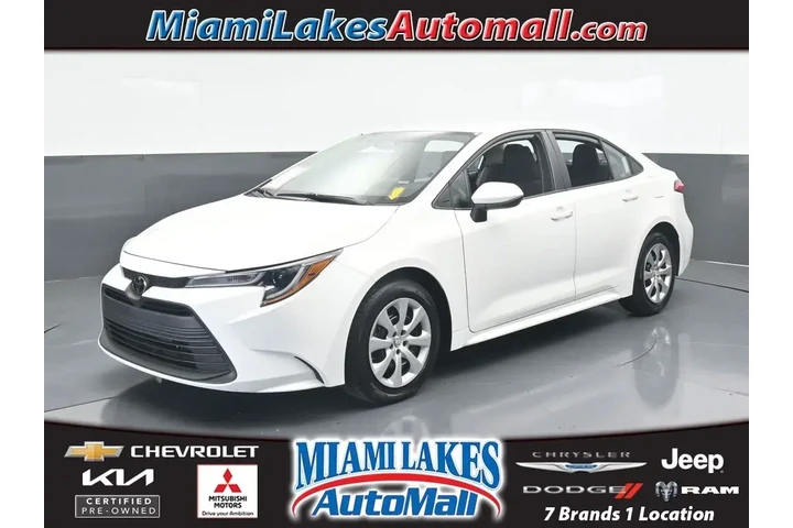 $17476 : Toyota Corolla 2024 LE 4dr S image 1