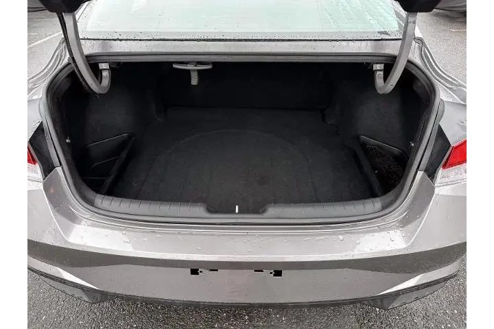 $16999 : Hyundai ELANTRA 2023 SEL 4dr image 7