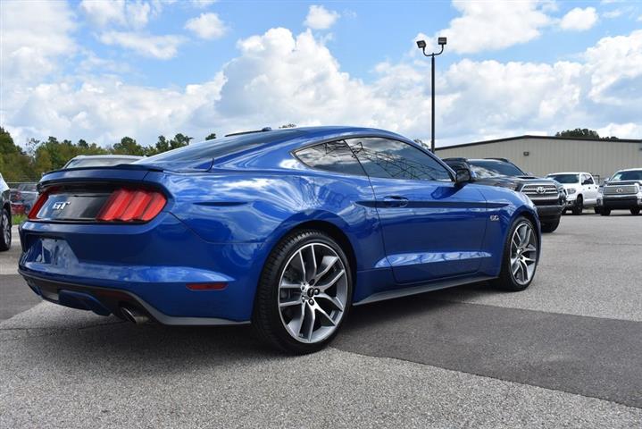 2017 Mustang GT Premium image 9