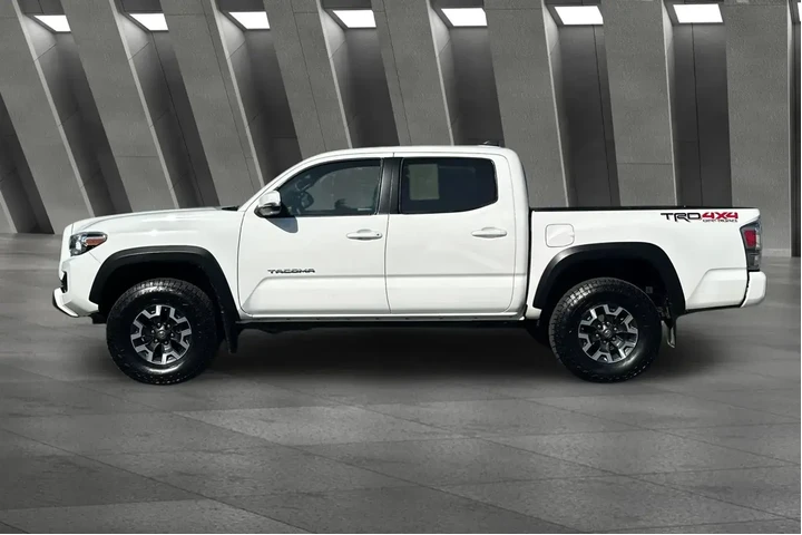 $39900 : Toyota Tacoma 2020 4x4 TRD O image 10
