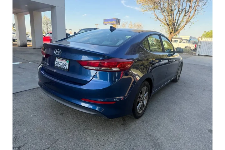 $16000 : Hyundai ELANTRA 2018 SEL 4dr image 5