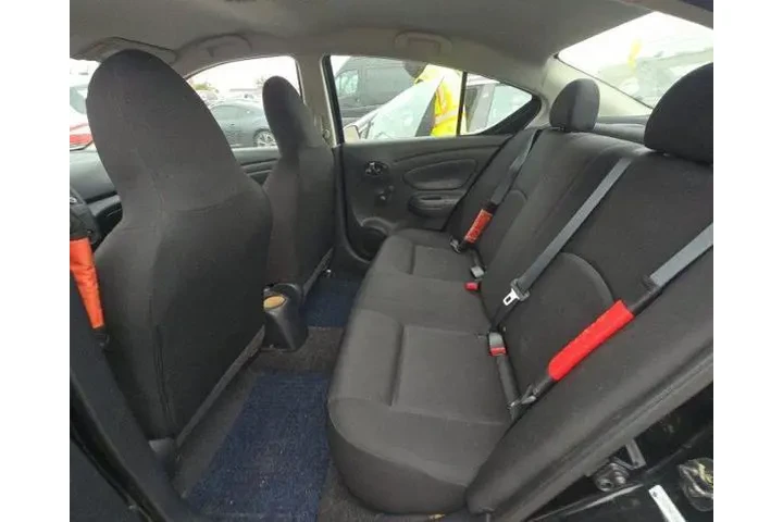 $8900 : Nissan Versa 2016 1.6 S 4dr image 5