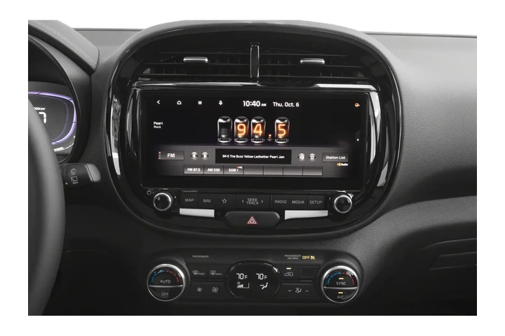 $22999 : 2023 Soul GT-Line image 7