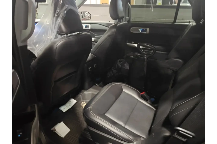 $28900 : Ford Explorer Hybrid 2022 Li image 7