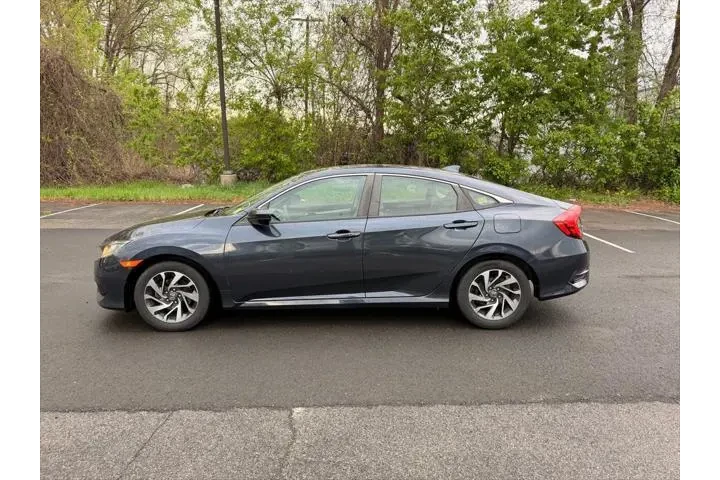$15500 : Honda Civic 2018 EX 4dr Seda image 7