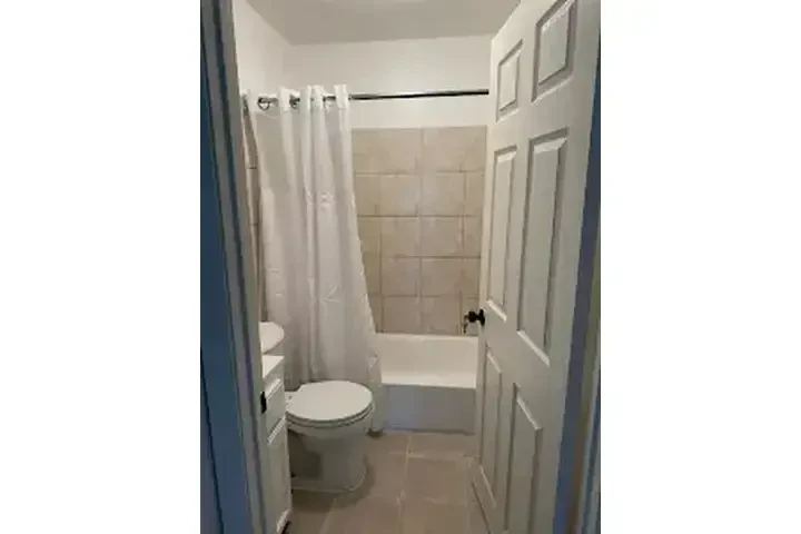 APARTAMENTO BONITO EN L.A. image 3