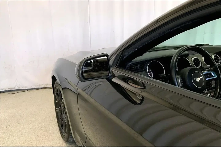 $13601 : Ford Mustang 2019 EcoBoost 2 image 10