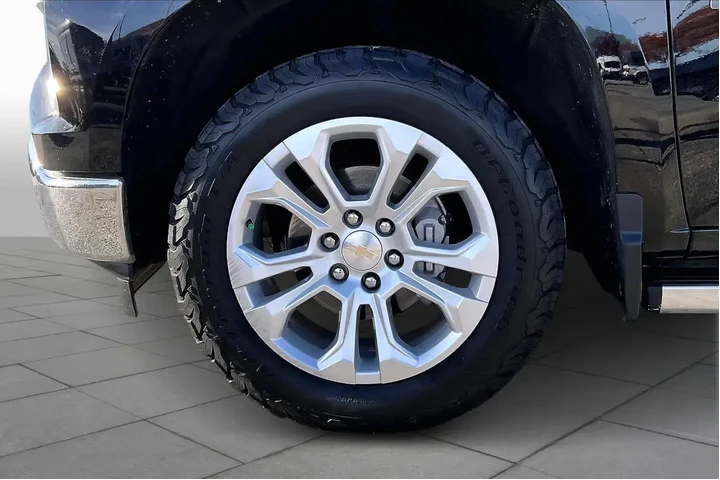 $38899 : Chevrolet Silverado 1500 202 image 10