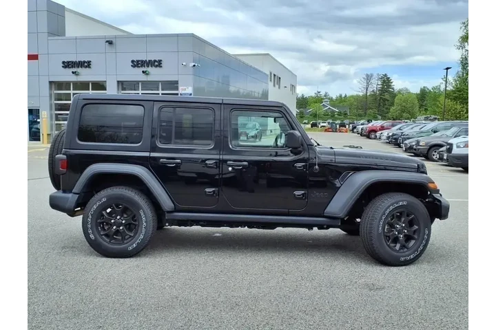 $29995 : Jeep Wrangler Unlimited 2021 image 2