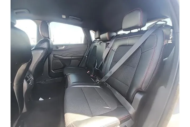 $23496 : Ford Escape 2024 AWD ST-Line image 8