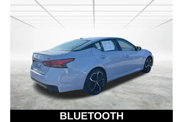 $16689 : Nissan Altima 2023 2.5 SR 4d image 5