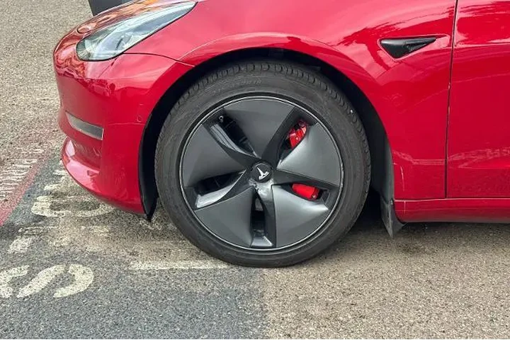 $22995 : Tesla Model 3 2018 AWD Long image 6