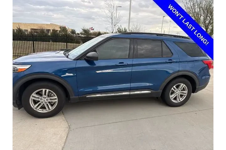 $23959 : Ford Explorer 2021 XLT 4dr S image 2