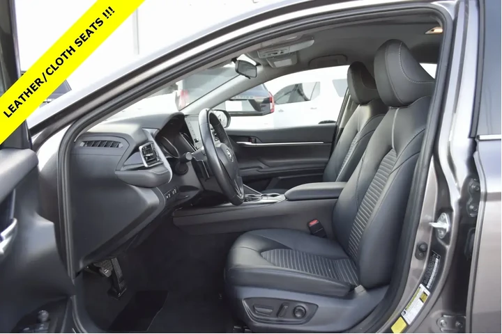 $23986 : Toyota Camry 2024 SE 4dr Sed image 3